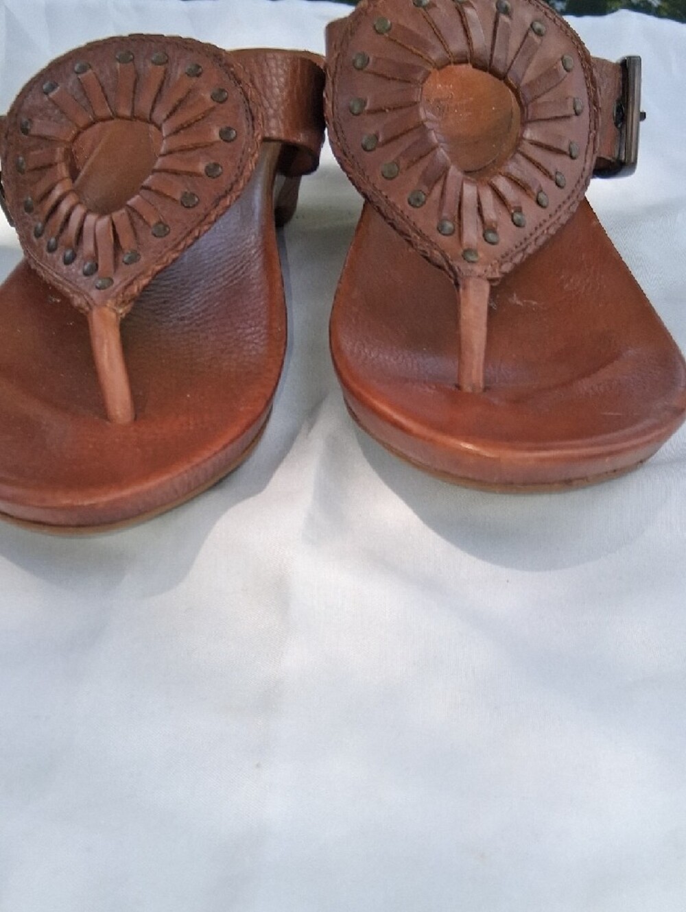 Frye Tan Leather Studded Thong Sandals - Picture 8 of 8